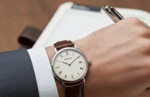 Kodėl kiekvienam vyrui reikalingas rankinis laikrodis rankinis laikrodis ant vyro rankos