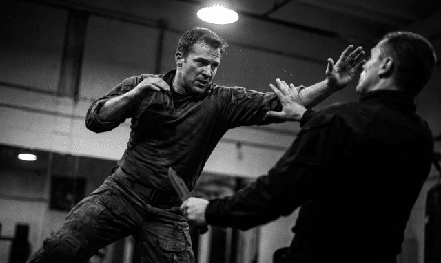 krav maga treniruotės fragmentas