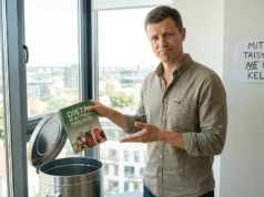 5 mitai apie sportą ir mitybą, kuriuos Tim Ferriss negailestingai griauna vyras išmeta dietų knygą į šiukšlinę