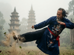 Nhat Nam: Vietnamo „Vėjo ir žaibo“ kumštis. Istorija, filosofija ir kvėpavimo galia nhat nam meistras demonstruoja žemą smūgį